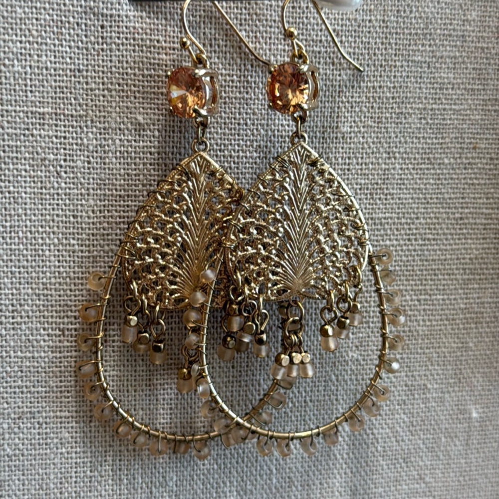 Gold and pink rhinestone leaf filigree drop earring